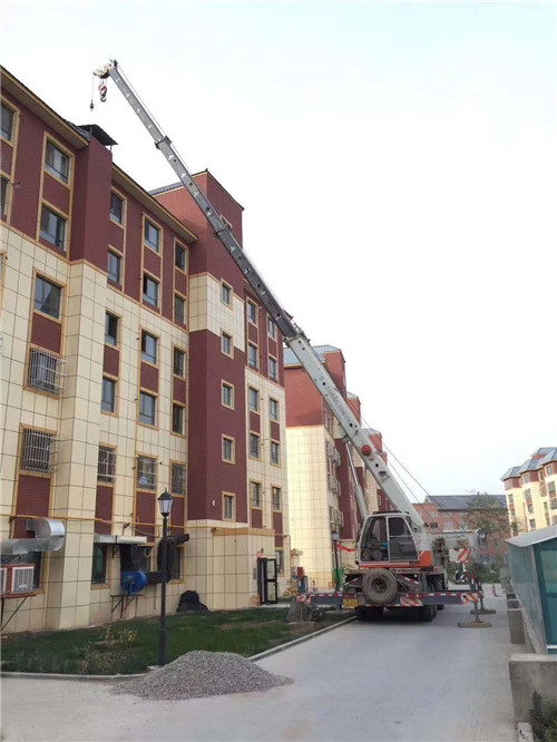 漳县跨街广告牌的高空安装注意事项