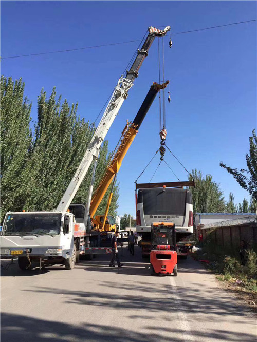 漳县港口集装箱搬运案例